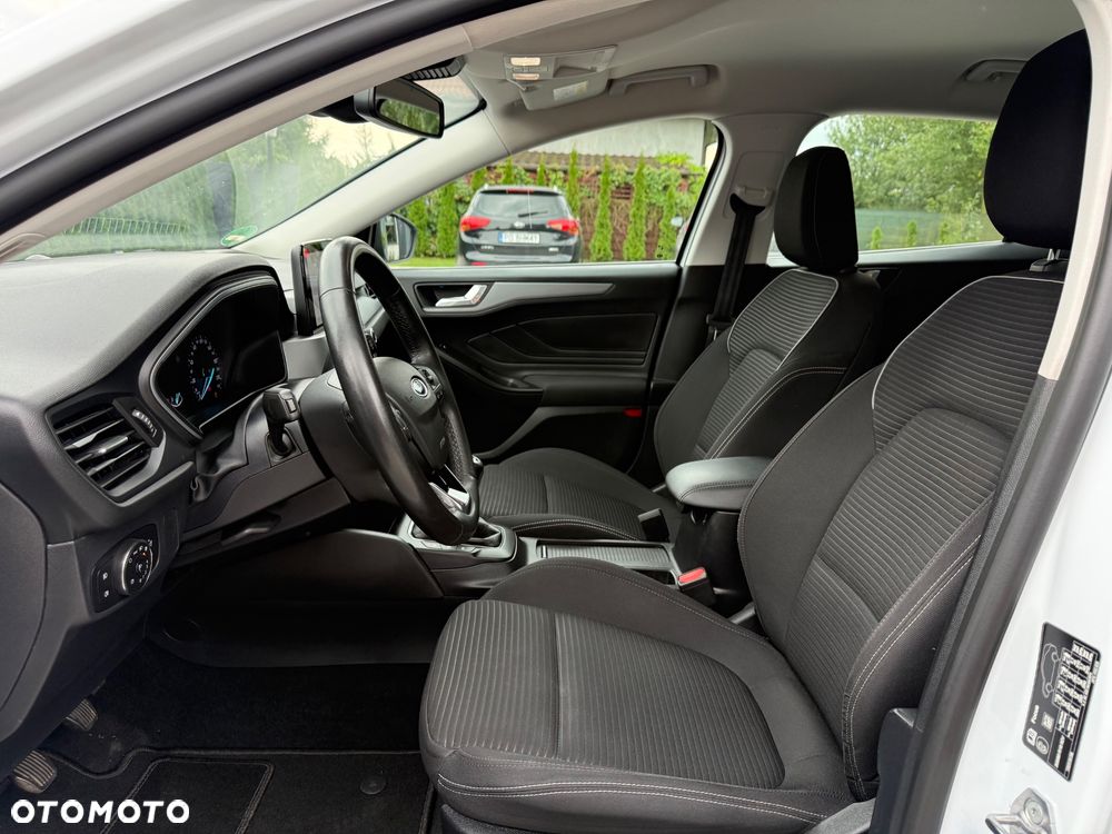 Ford Focus 1.5 EcoBlue STart-Stopp-System TITANIUM - 6