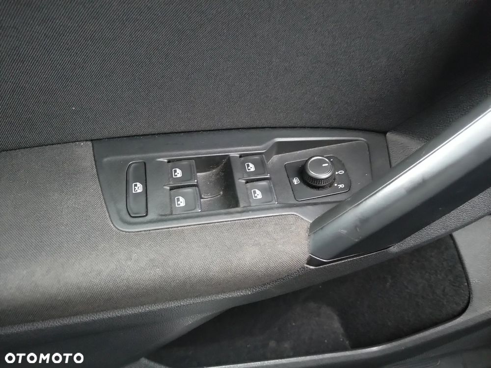 Volkswagen Tiguan - 17