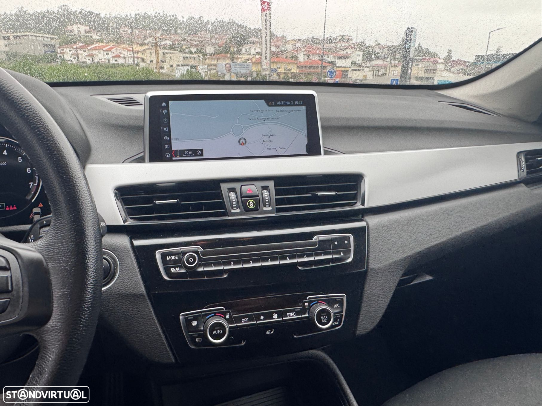 BMW X1 25 e xDrive Corporate Edition - 9