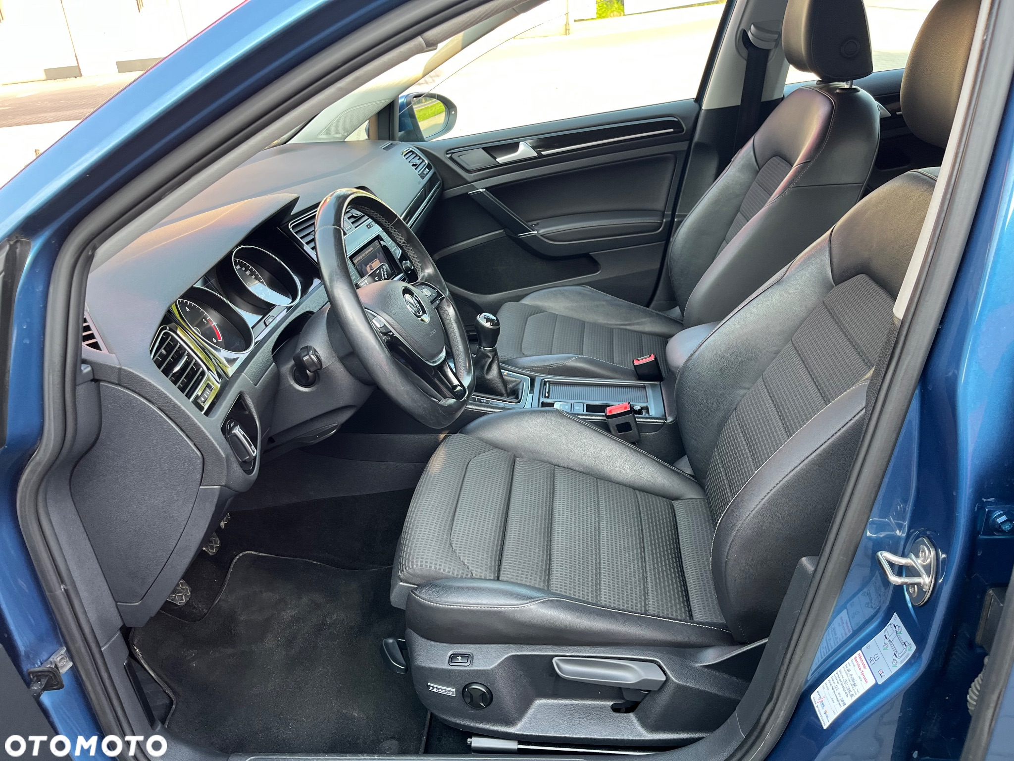 Volkswagen Golf VII 1.6 TDI BMT Highline - 30