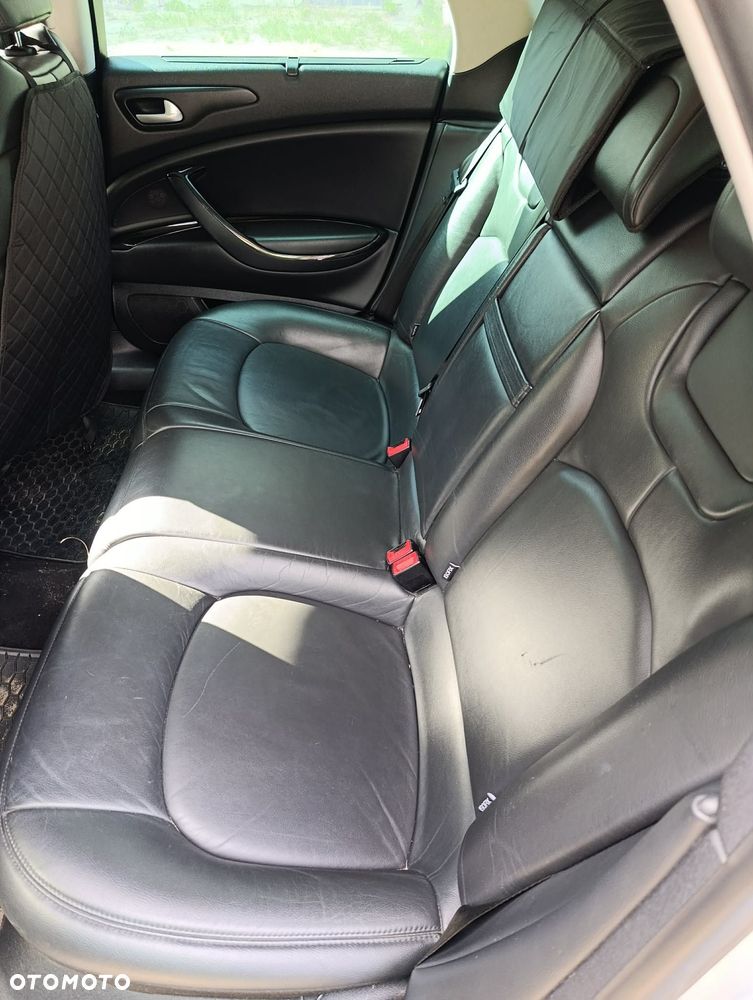 Citroën C5 2.7 HDi V6 Exclusive - 27