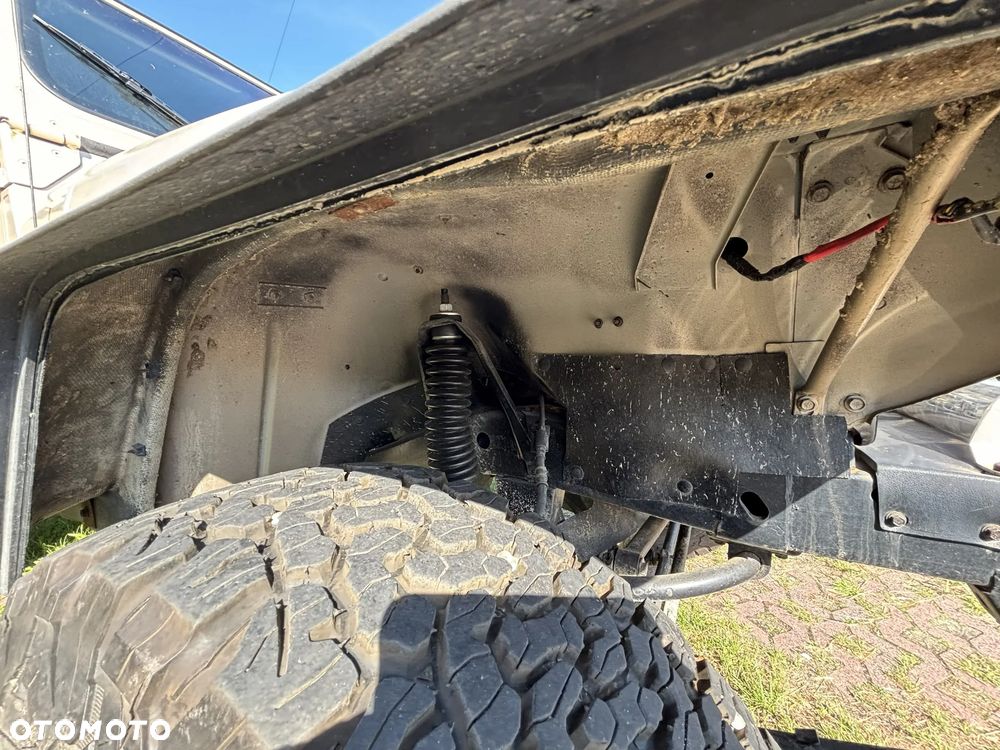 Jeep Wrangler - 24