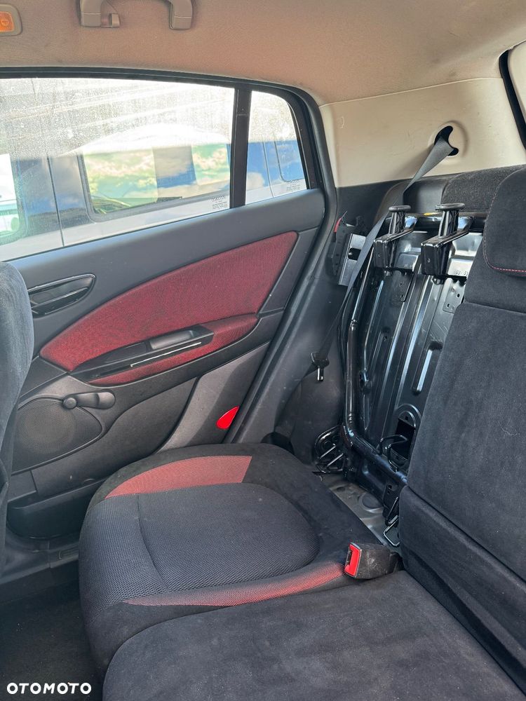 Fiat Bravo 1.4 T-Jet 16V Dynamic - 11