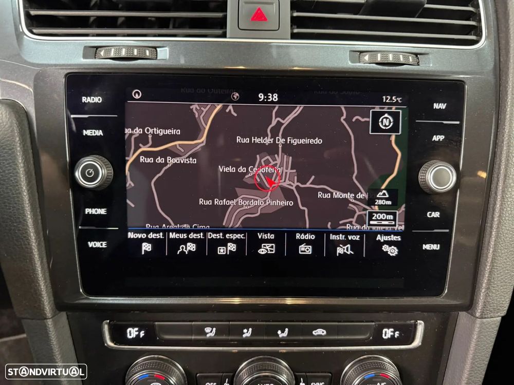 VW Golf Variant 1.6 TDi Confortline - 9