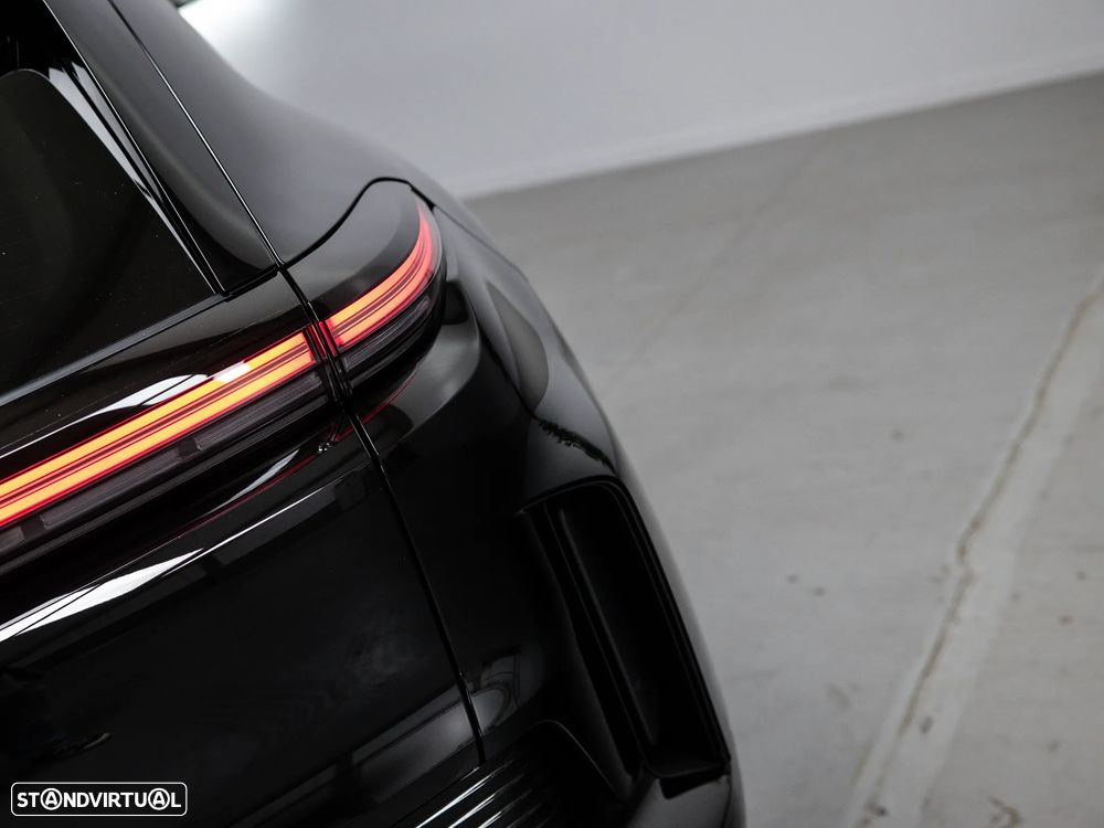 Porsche Cayenne Electric Turbo - 19