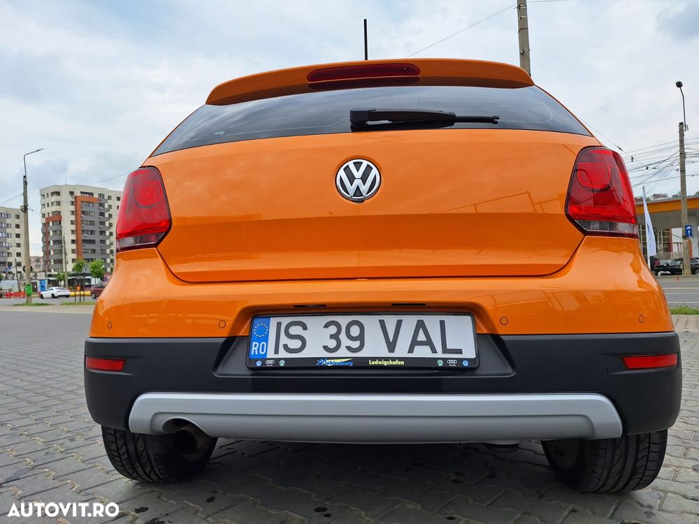 Volkswagen Polo 1.2 TSI DSG Highline - 2