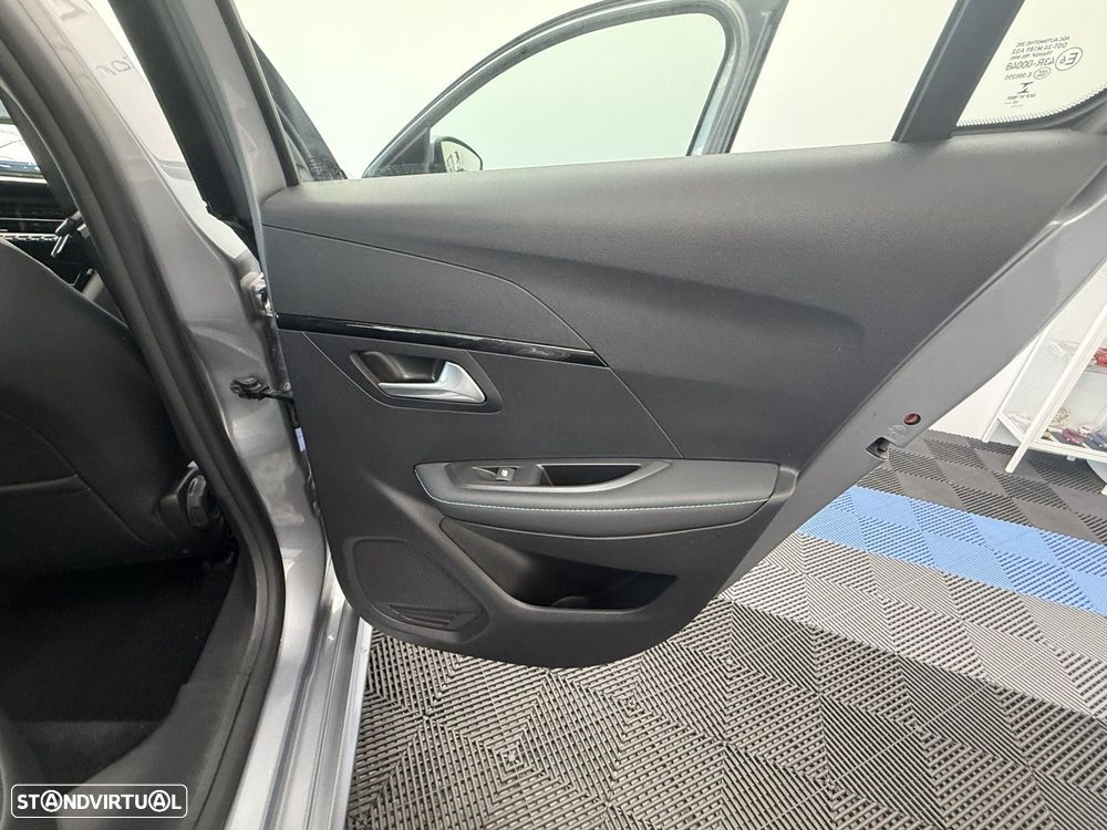 Peugeot 208 1.2 PureTech Allure Pack - 24