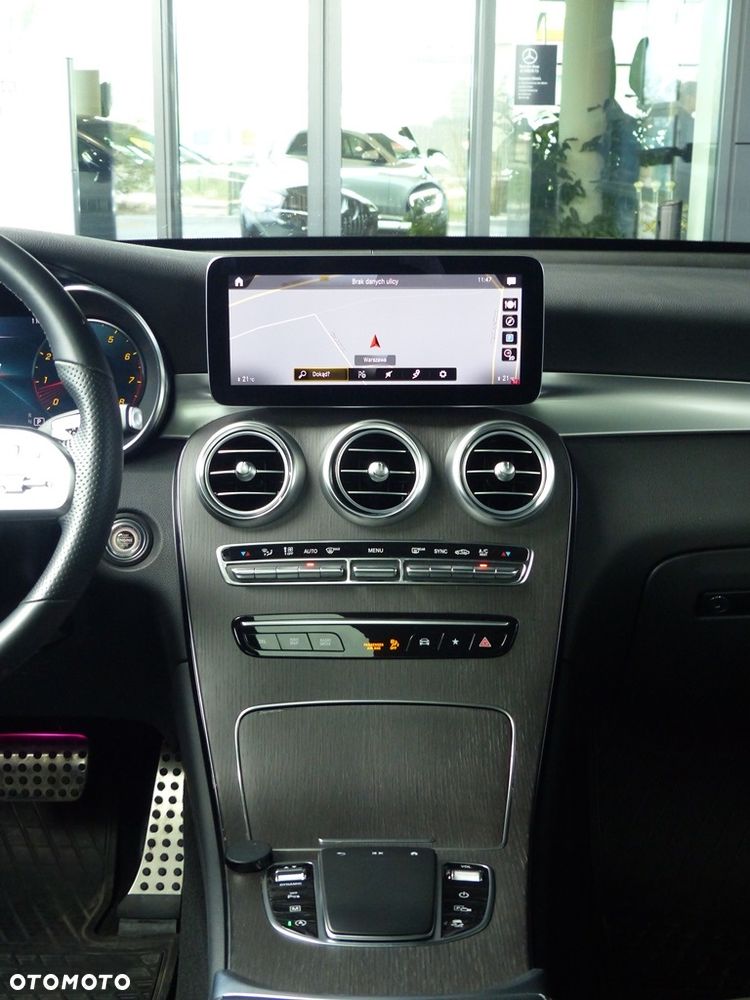 Mercedes-Benz GLC 200 4Matic 9G-TRONIC AMG Line - 26