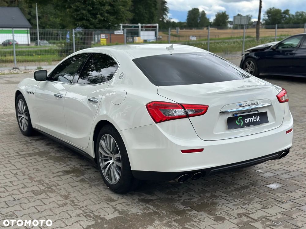 Maserati Ghibli - 12