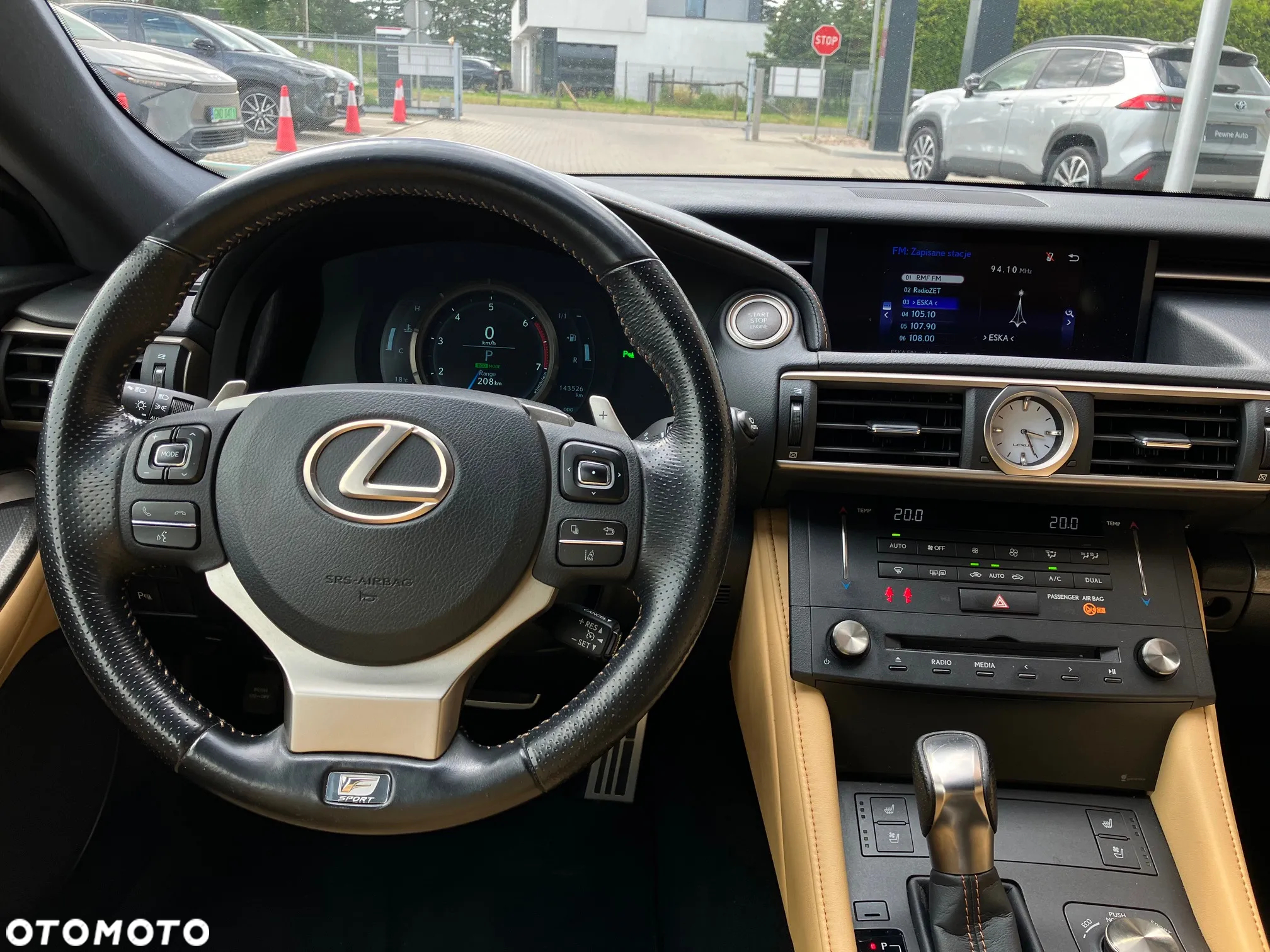 Lexus RC 200t / 300 F Sport - 21