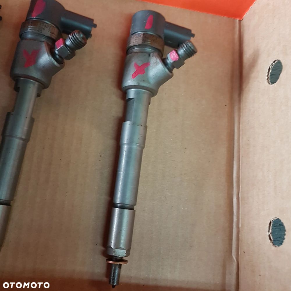 wtrysk WTRYSKIWACZ CR ELEKTROMAGNETYCZNY BOSCH 0445110351 swift ignis justy tigra meriva corsa d c combo astra h j agila doblo fiorino 500 tipo panda III grande evo jak nowe - 2