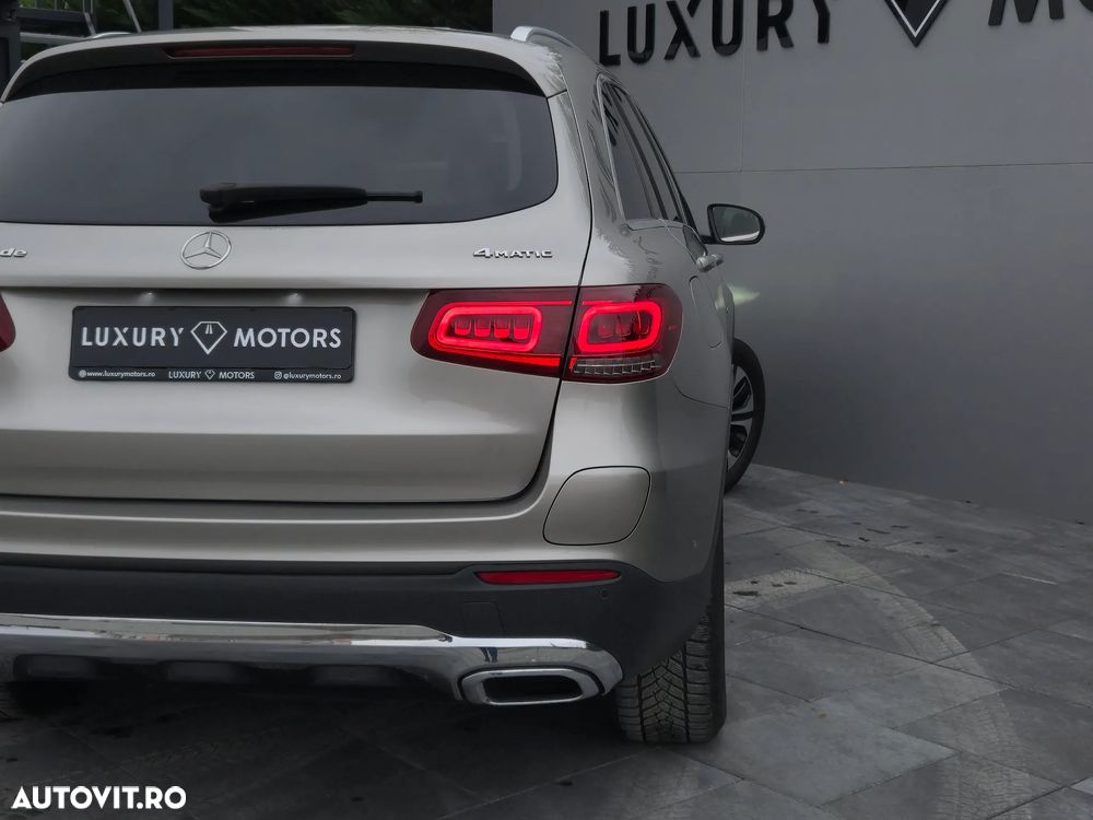 Mercedes-Benz GLC 300 de 4Matic 9G-TRONIC - 29