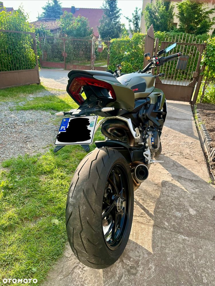 Ducati Streetfighter V2 - 6