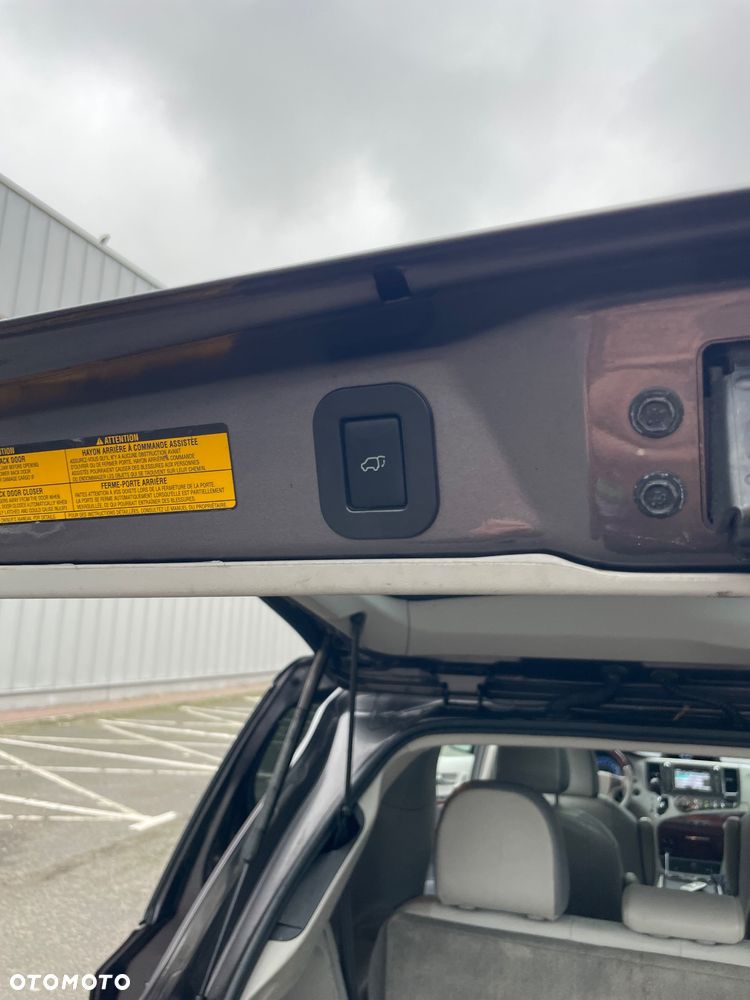 Toyota Sienna 3.5 XLE AWD - 27