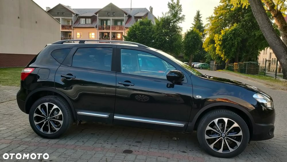 Nissan Qashqai 2.0 dCi 4 x 4 DPF tekna - 17
