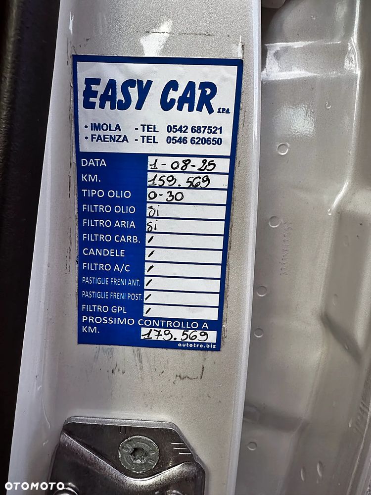 Ford Kuga - 30
