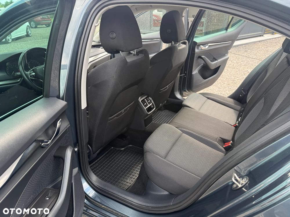 Skoda Octavia 2.0 TDI Ambition - 27