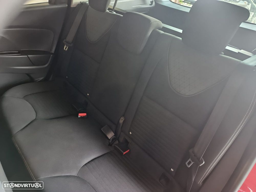 Renault Clio Sport Tourer 1.5 dCi Dynamique S - 25
