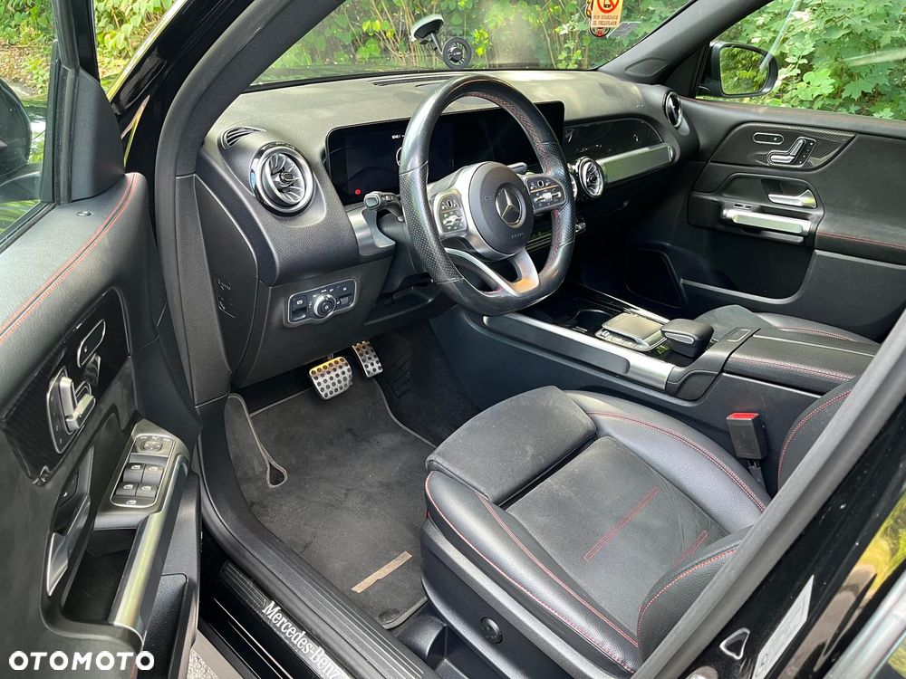 Mercedes-Benz GLB 250 4-Matic AMG Line 8G-DCT - 9