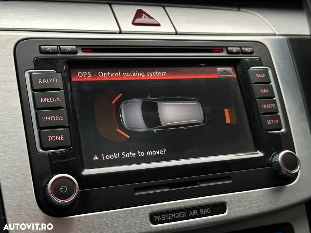 Volkswagen Passat 2.0 TDI Highline - 13