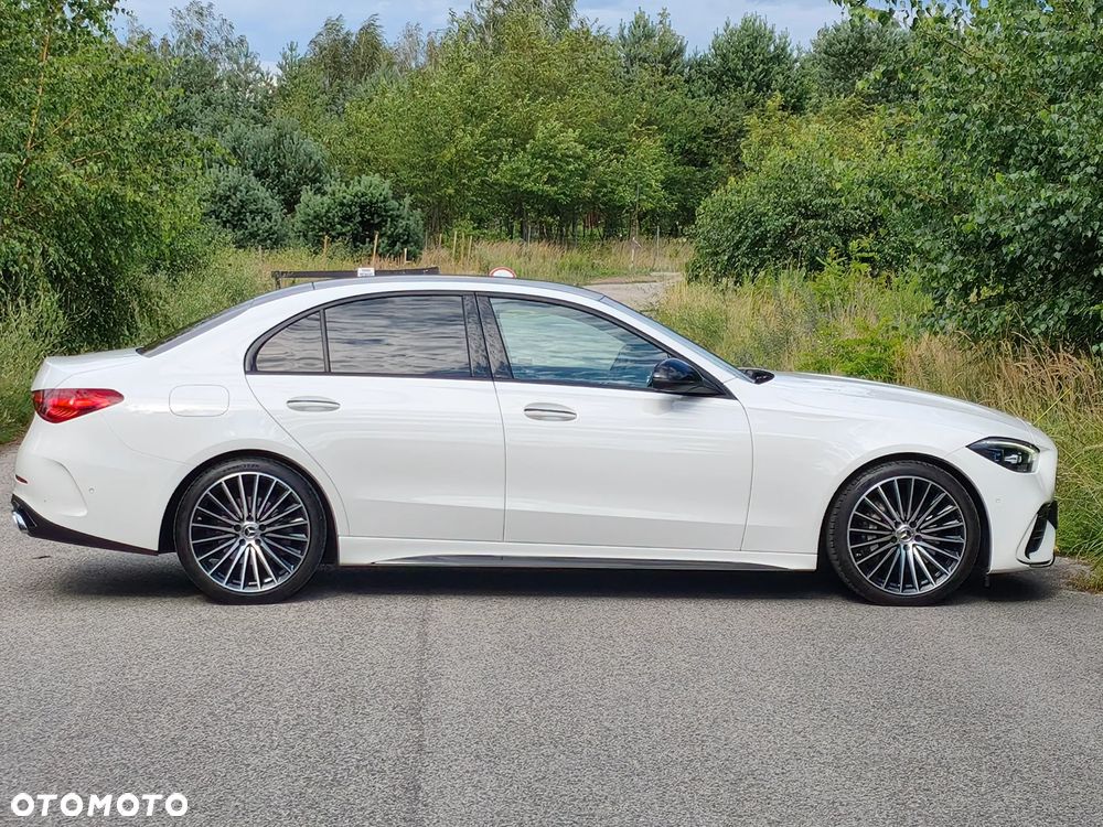 Mercedes-Benz Klasa C 180 mHEV AMG - 35