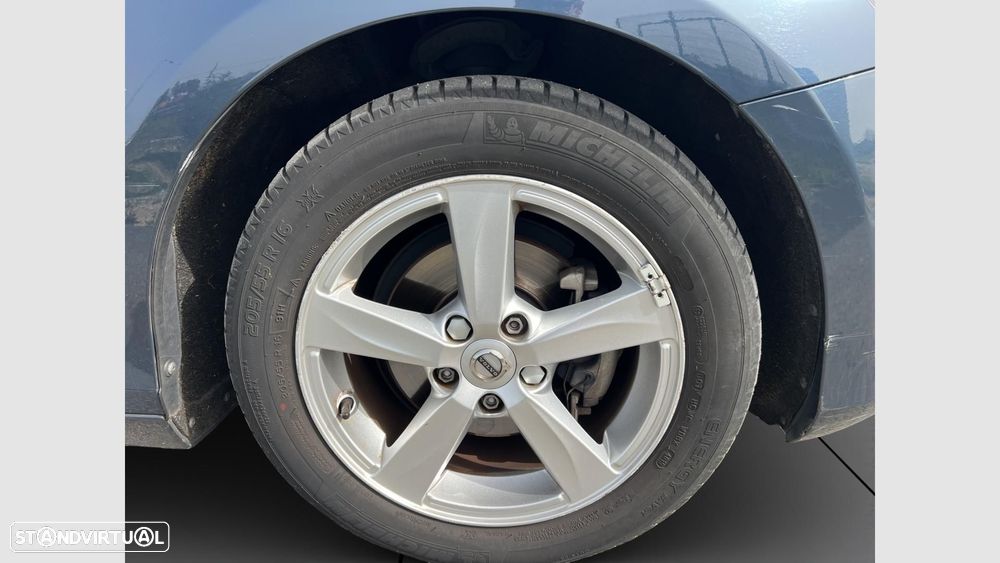 Volvo V40 2.0 D2 Kinetic - 9