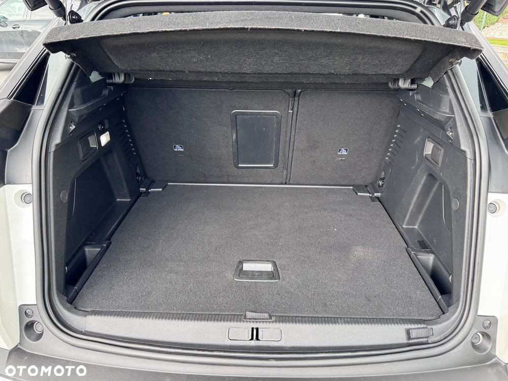 Peugeot 3008 BlueHDi 180 Stop & Start EAT8 GT - 17