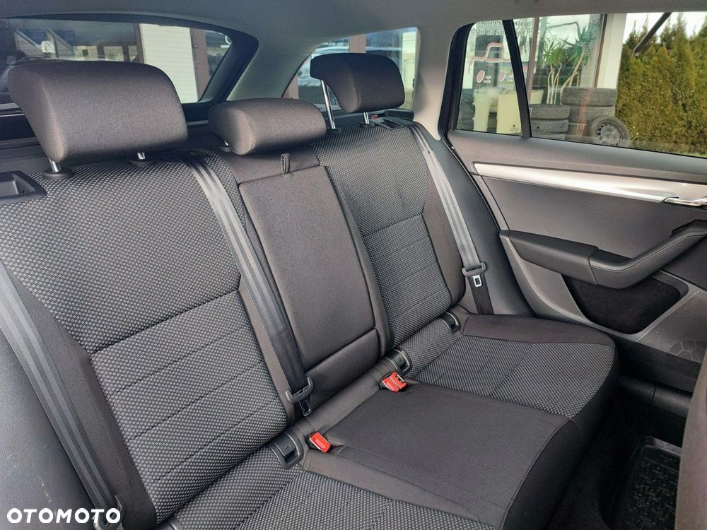 Skoda Octavia 1.6 TDI Ambition - 12