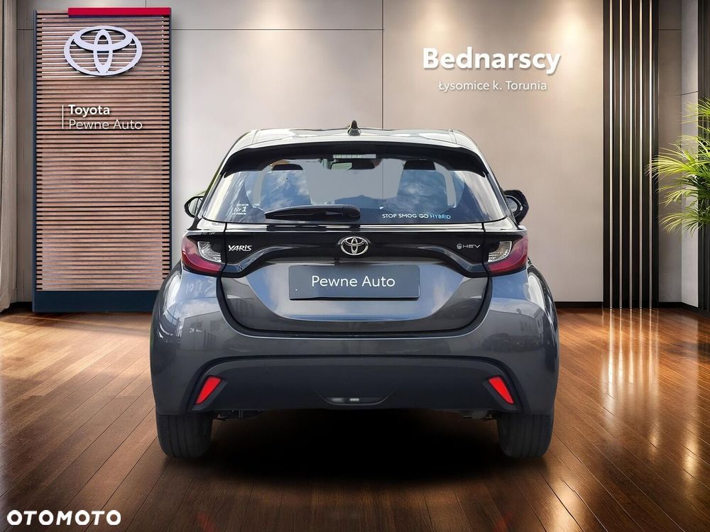 Toyota Yaris - 5