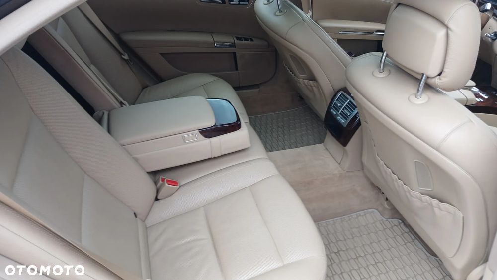 Mercedes-Benz Klasa S 500 L 4Matic BlueEFFICIENCY 7G-TRONIC - 17