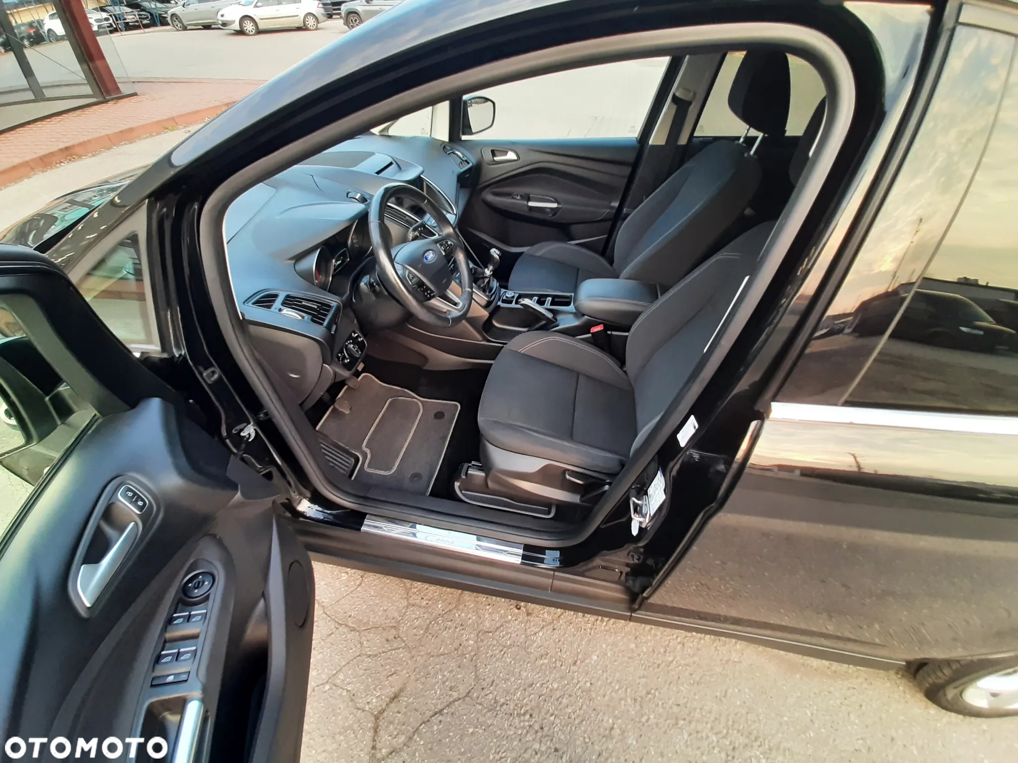 Ford C-MAX - 28