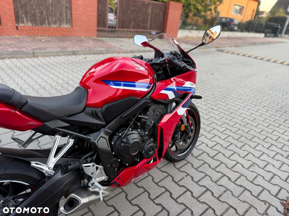 Honda CBR - 11
