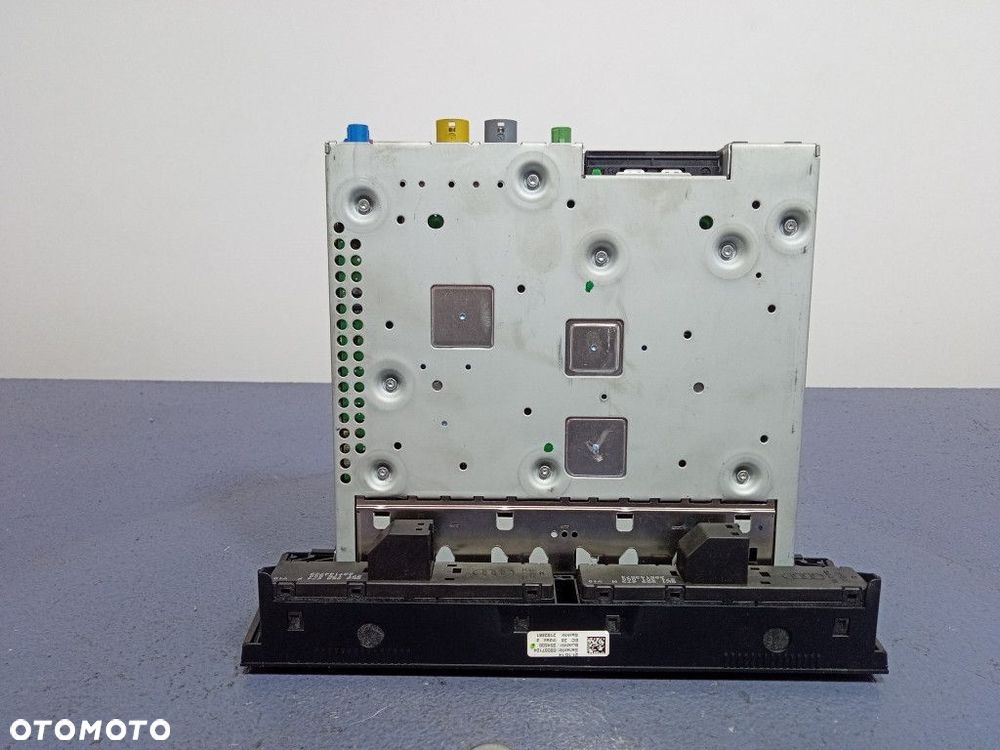 AUDI S4 A4 B8 MULTIMEDIA NAWIGACJA NAVI MMI 8R1035746G - 4