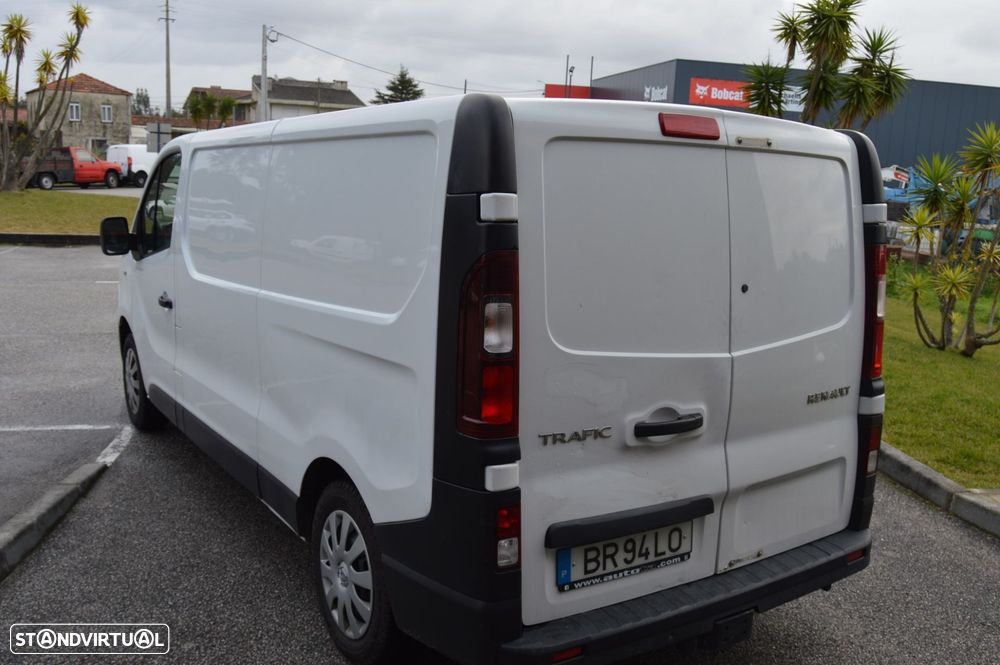 Renault Trafic Outro - 3