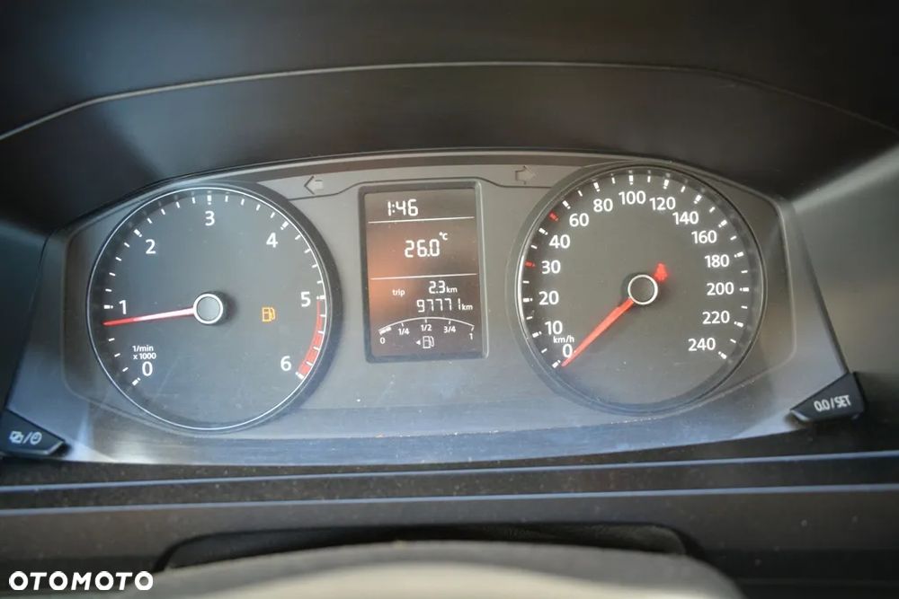 Volkswagen TRANSPORTER T6 DOKA NISKI PRZEBIEG - 30