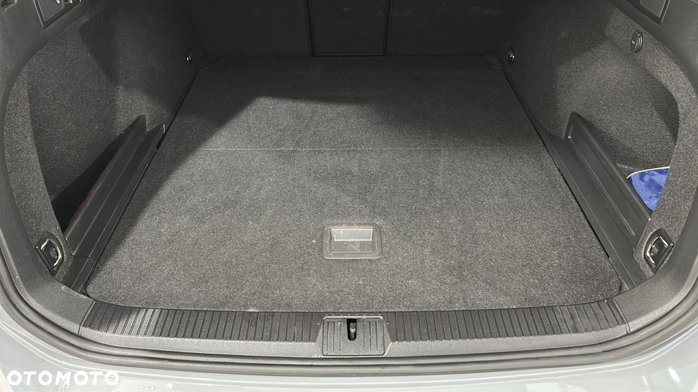 Volkswagen Passat Variant 2.0 TDI EVO Business DSG - 12