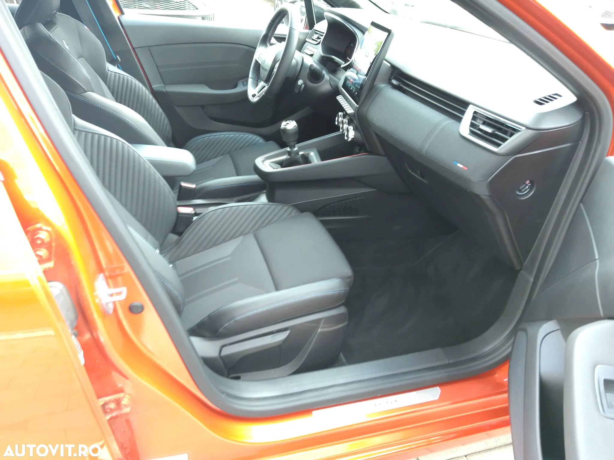 Renault Clio - 8