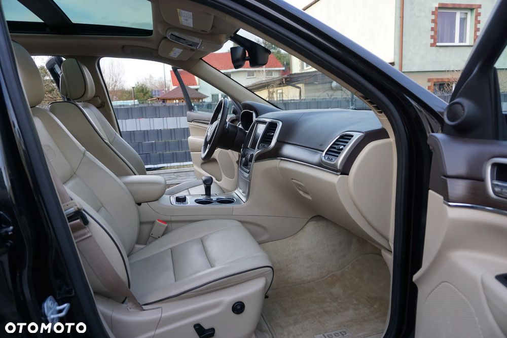 Jeep Grand Cherokee 5.7 V8 Overland - 29