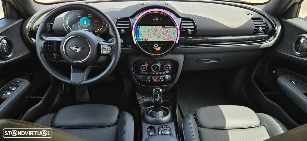 MINI Clubman Cooper Premium Plus Essential Auto - 19