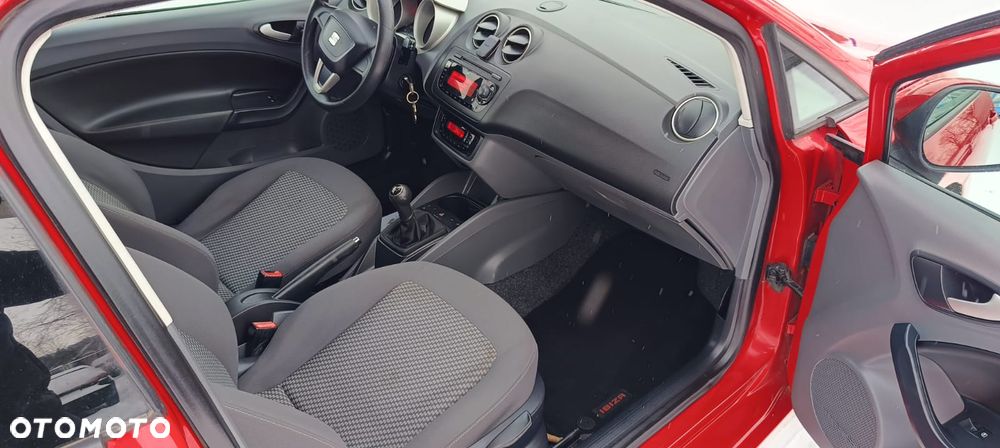 Seat Ibiza 2010 photo 3