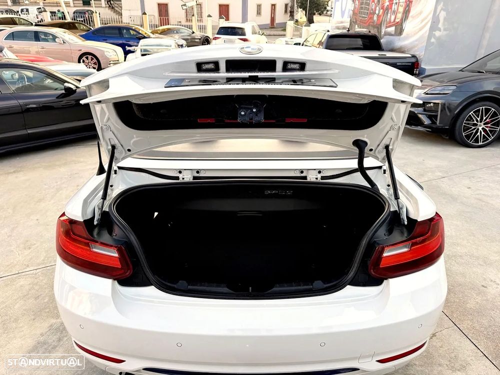 BMW 218 i Cabrio Line Sport Auto - 35