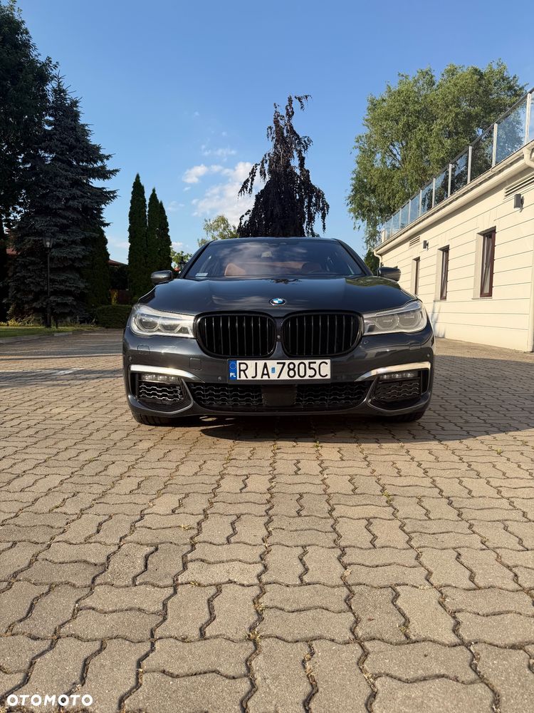 BMW Seria 7 750i xDrive - 6