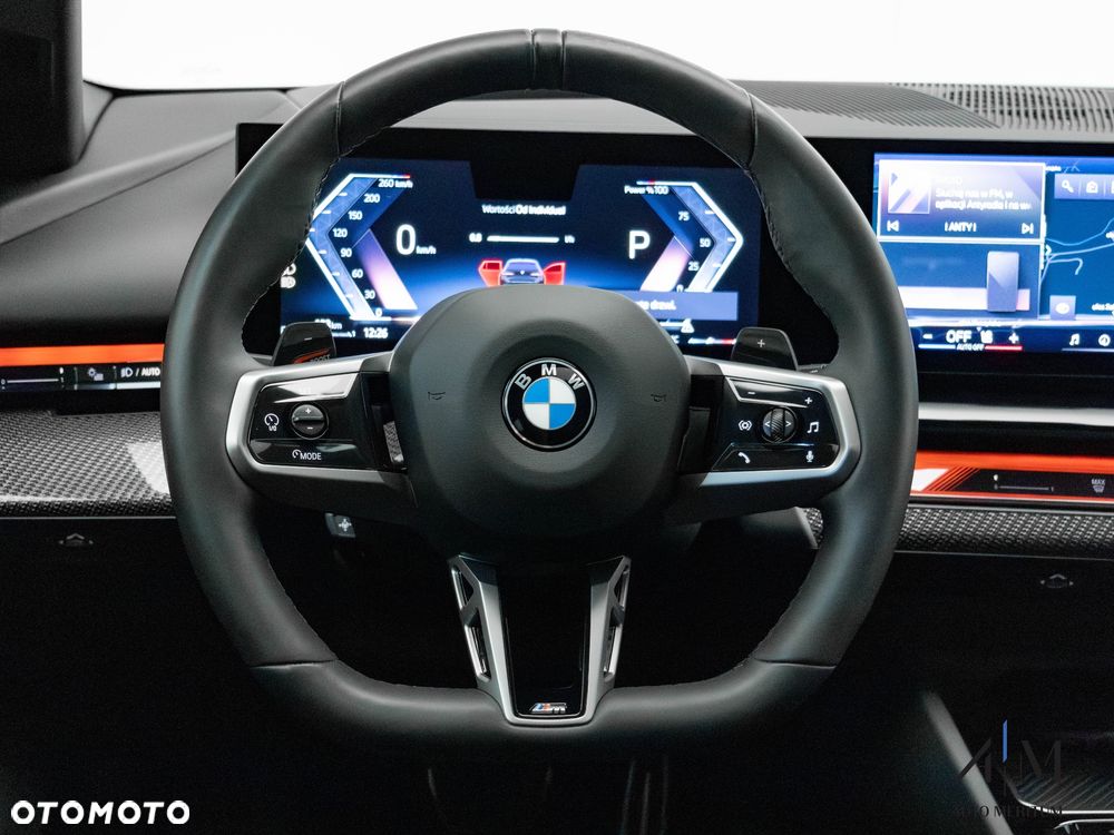 BMW Seria 5 520d xDrive - 16