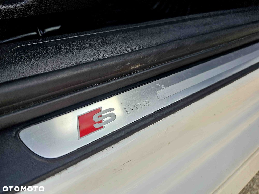 Audi A4 Limousine 1.8 TFSI S line Sportpaket - 24