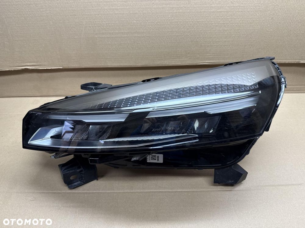 RENULT CLIO V LIFT LAMPA PRZEDNIA LEWA 260600149R - 1
