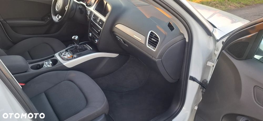 Audi A4 Avant 2.0 TDI Quattro - 24