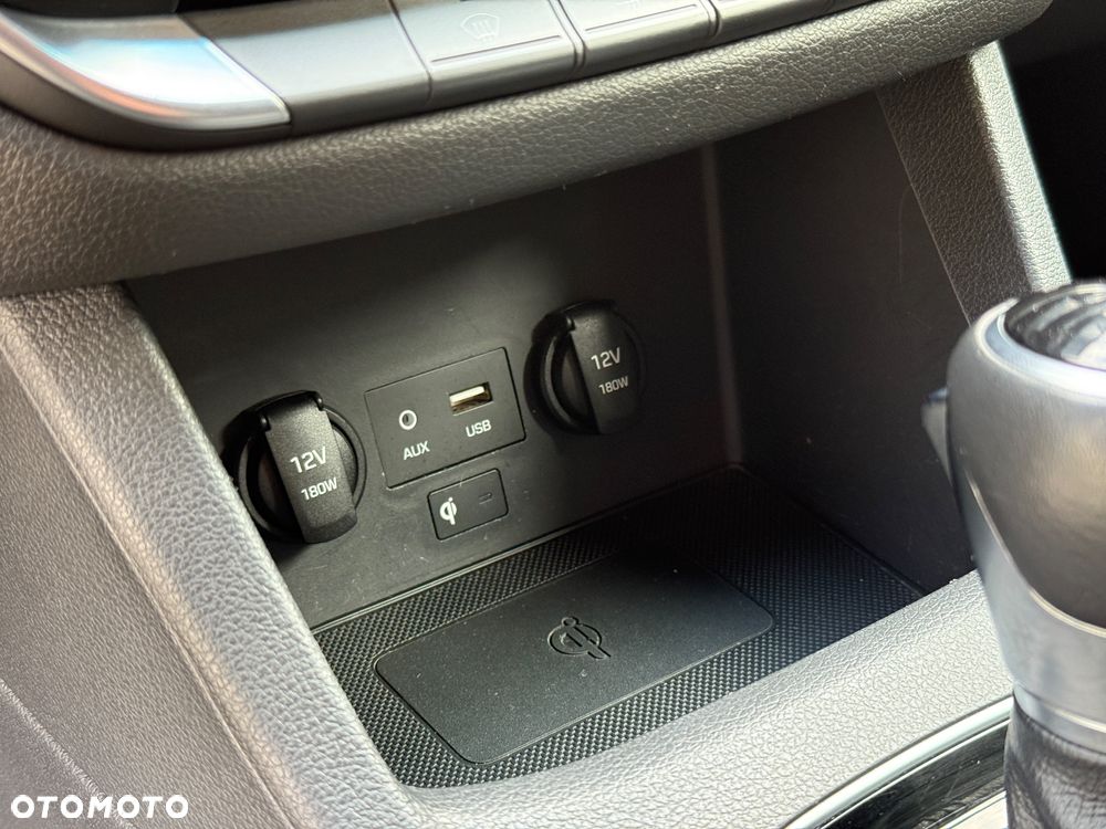Hyundai i30 1.6 D Comfort DCT - 35
