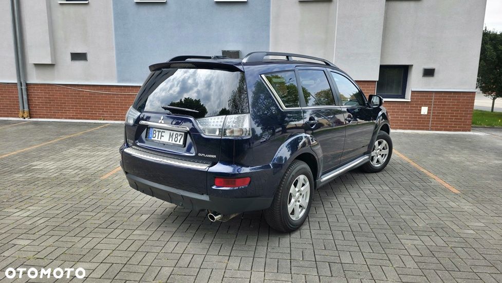 Mitsubishi Outlander 2.0 2WD Diamant Edition - 11