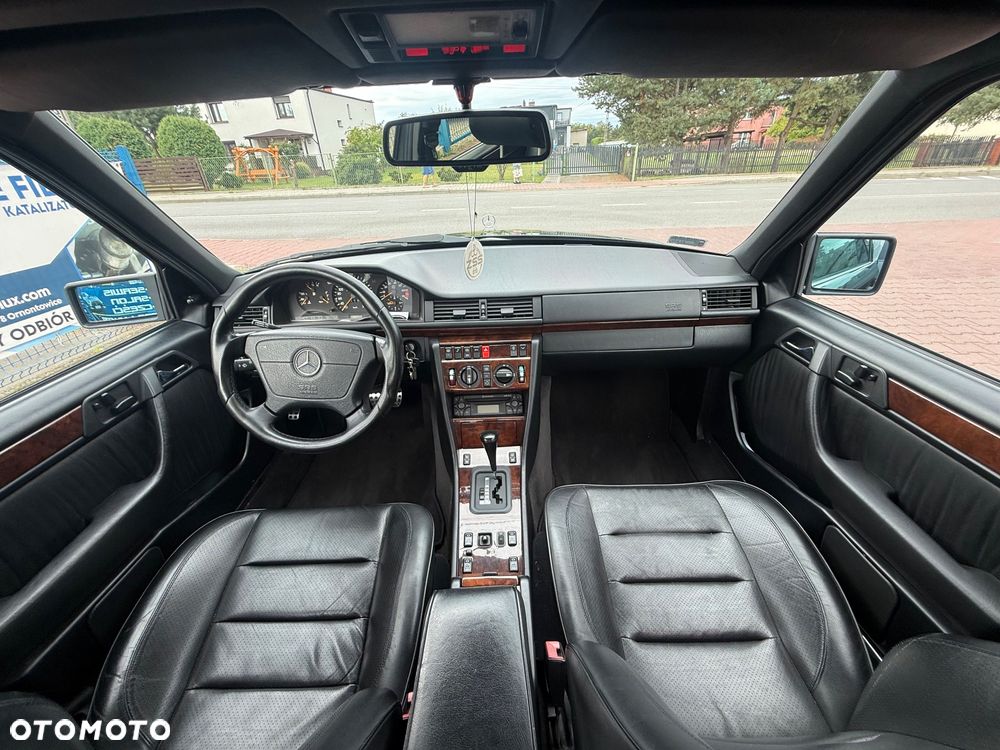 Mercedes-Benz W124 (1984-1993) - 13