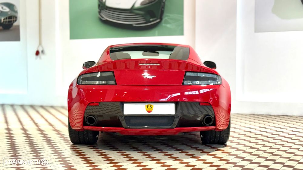 Aston Martin Vantage Coupe V12 S Sportshift 3 - 4